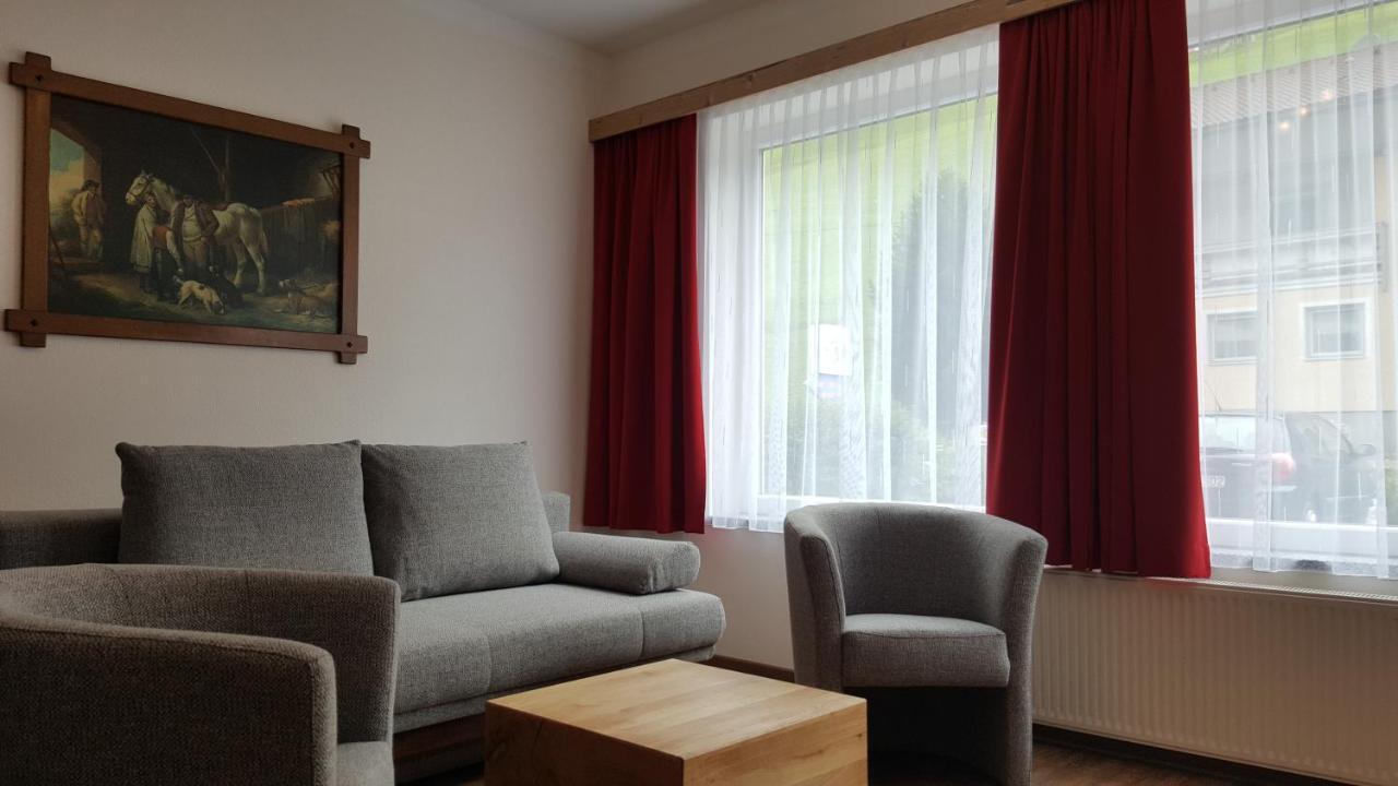 Appartement Juns トゥクス エクステリア 写真