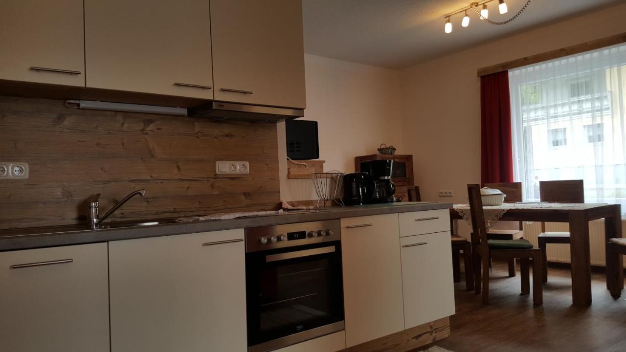 Appartement Juns トゥクス エクステリア 写真